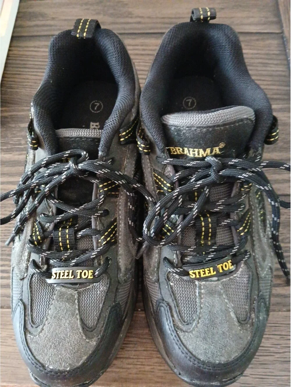 Men's Brahma Steel Toe Sneakers Dylan Size 7 Slip & Oil Resistant Shoe. ME